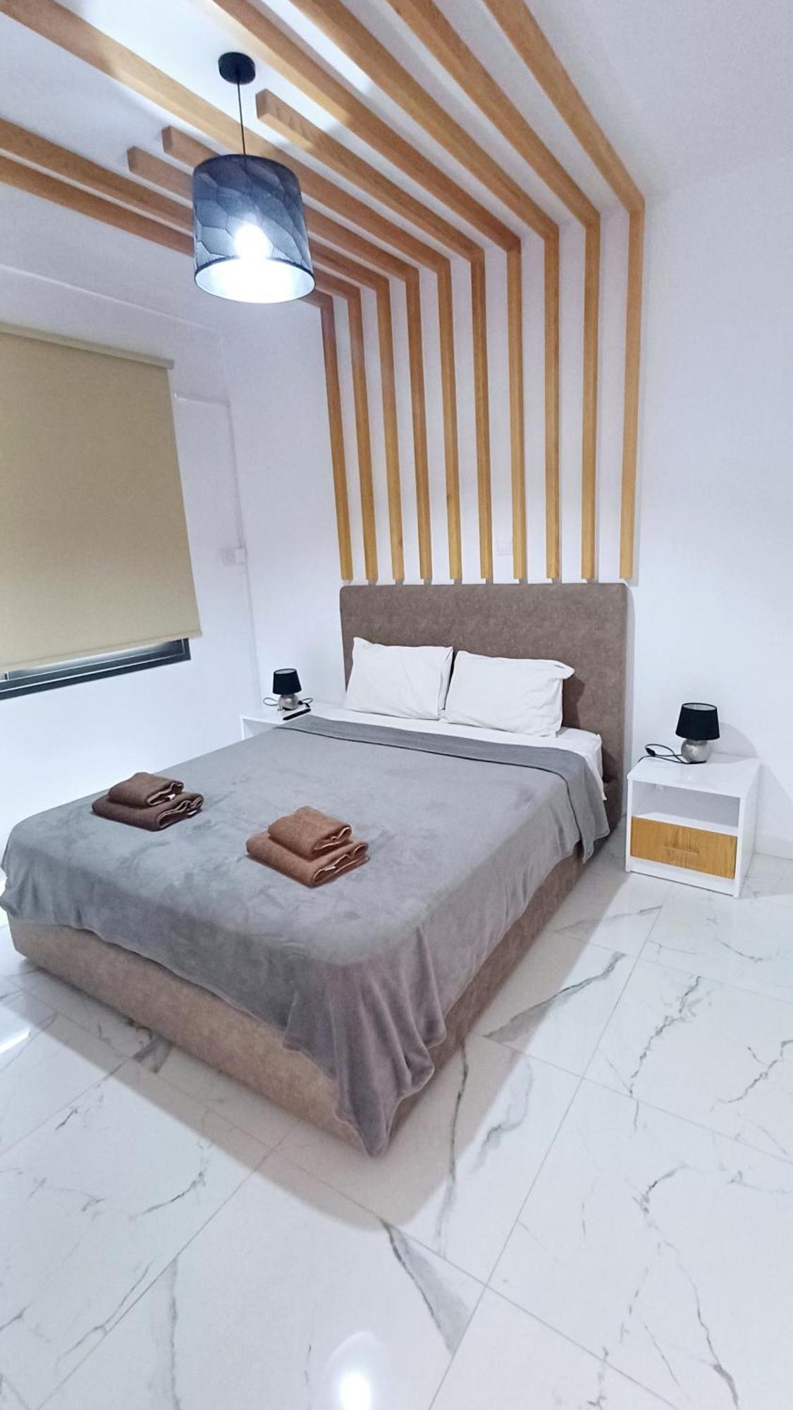 Sea Side Appartment In Kato Paphos Kültér fotó